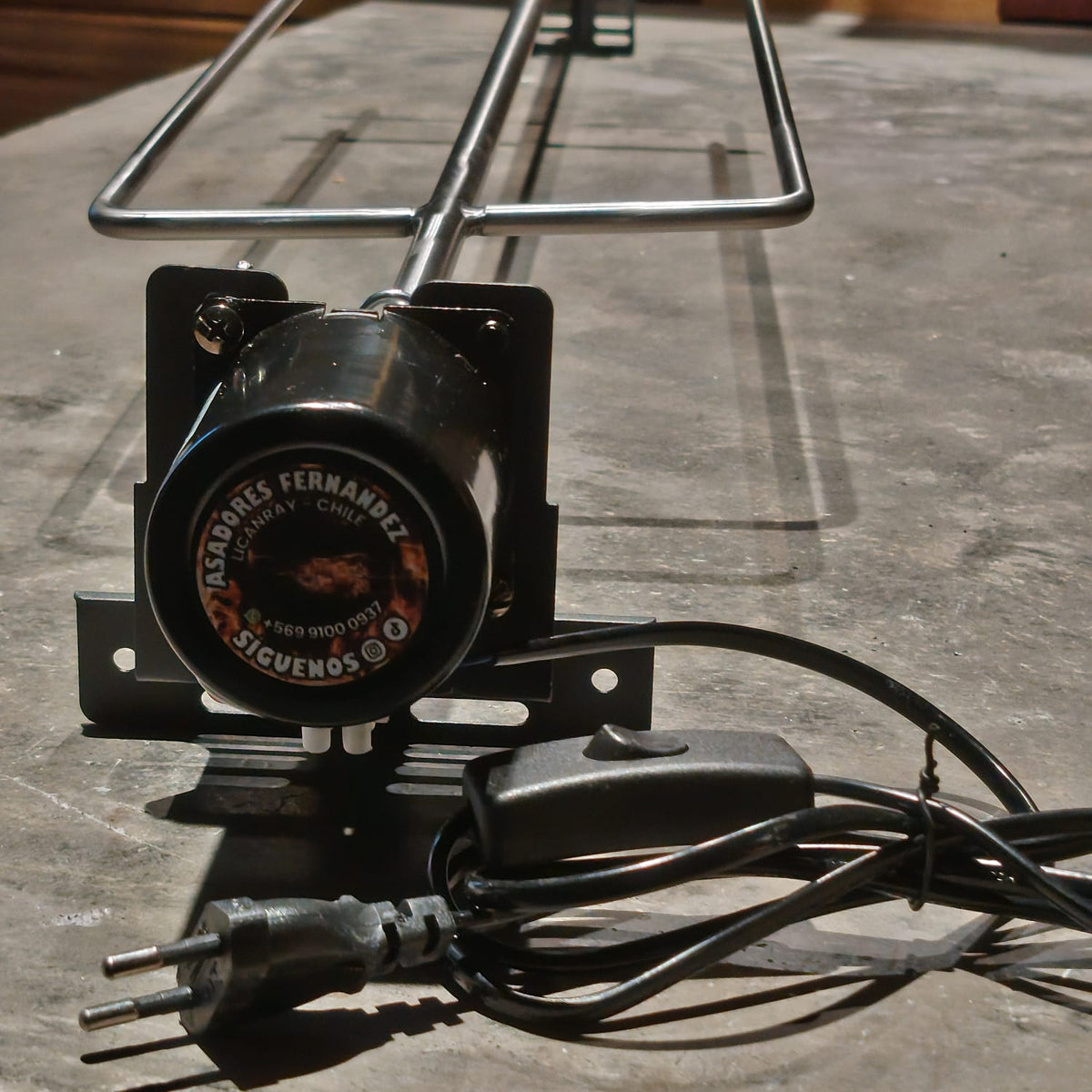 Kit asador  35 kilos con tridente de 1.20 de largo